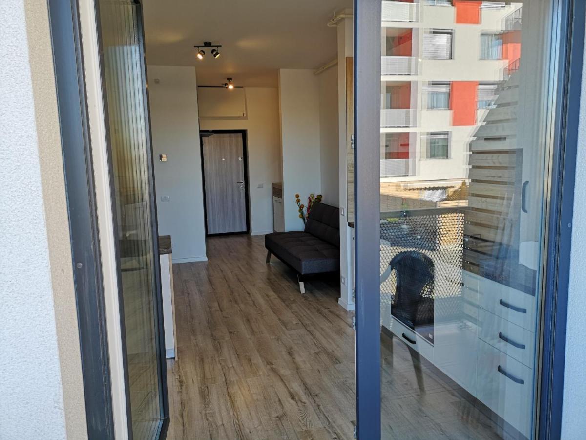 Ared-Atrium Mall Chrysflatty3 Premium Apartment 60Mp Арад Екстер'єр фото