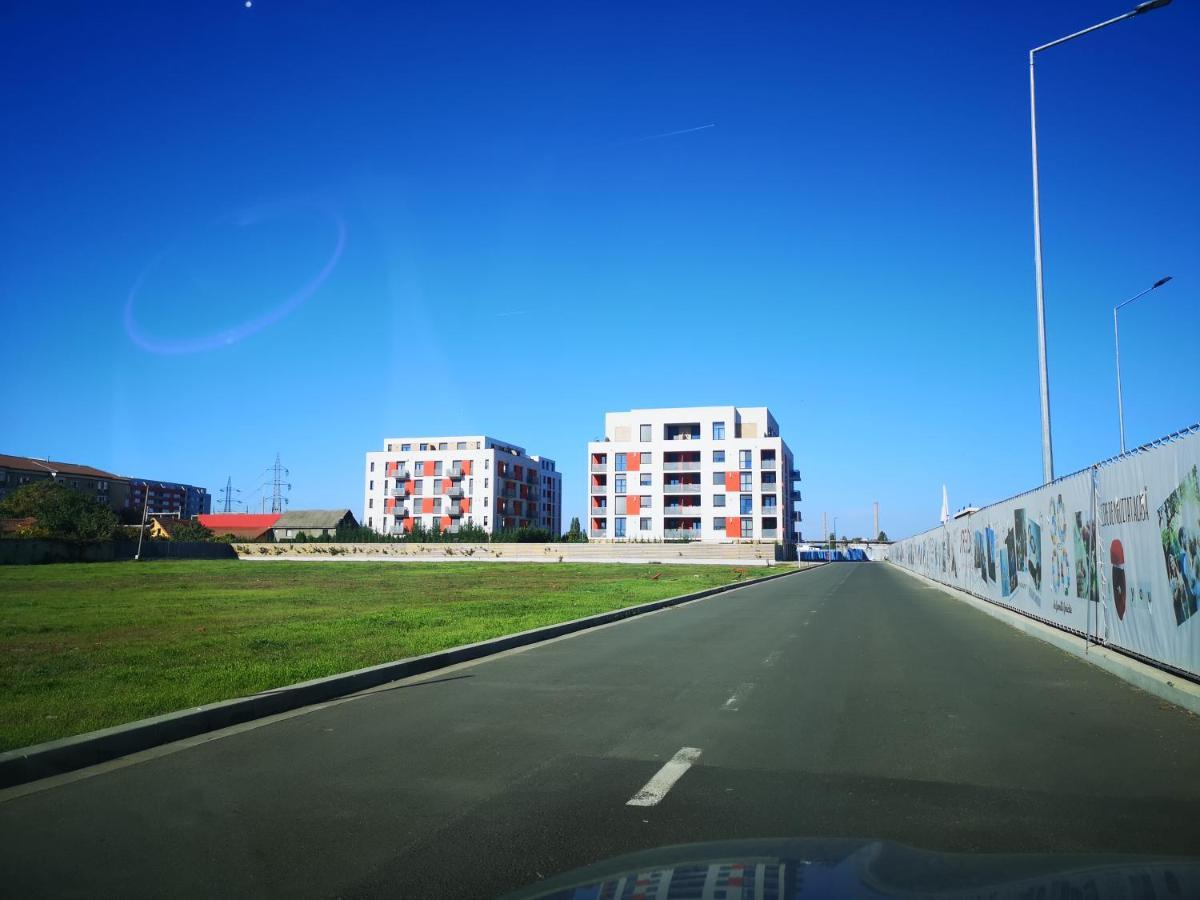 Ared-Atrium Mall Chrysflatty3 Premium Apartment 60Mp Арад Екстер'єр фото